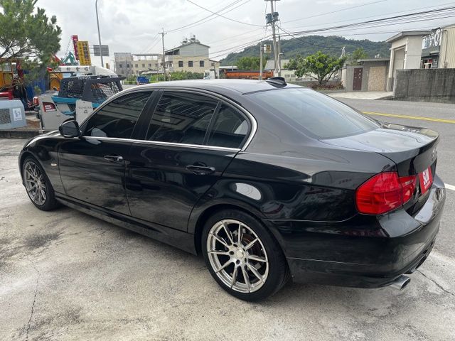 2011 BMW320i.少跑.配備齊全.輕鬆入主  第5張相片
