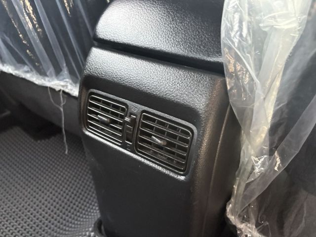 I-KEY.定速巡航.恆溫.少跑.頂級版.可全貸.免頭款  第10張相片