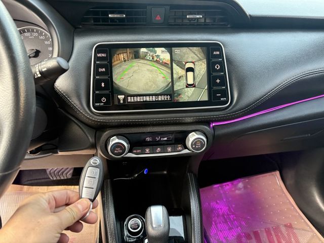 智行頂級版.里程保證.盲點.防滑.6安.車道偏移警示.胎壓.LED頭燈.  第8張相片