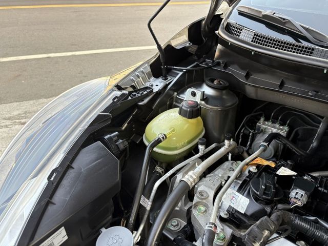 智行頂級版.里程保證.盲點.防滑.6安.車道偏移警示.胎壓.LED頭燈.  第19張相片