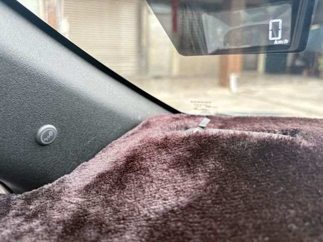 頂級.I-KEY.盲點.數位電視.導航.胎壓偵測.配備齊全.里程保證.免頭款  第9張相片