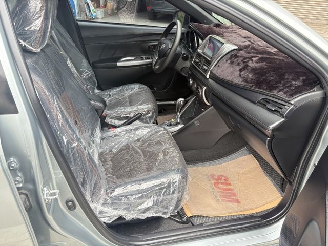 頂級.I-KEY.盲點.數位電視.導航.胎壓偵測.配備齊全.里程保證.免頭款  第15張相片