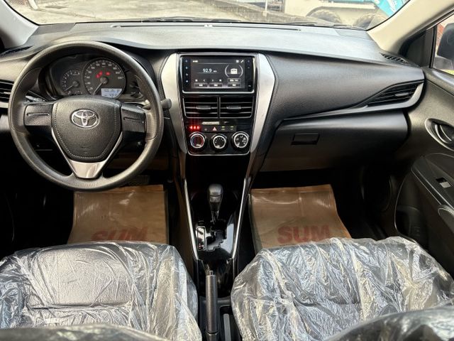 新款.里程保證.循跡防滑.胎壓偵測.日行燈.7安全氣囊.雙色鋁圈.自動收折後視鏡.原版件.  第7張相片