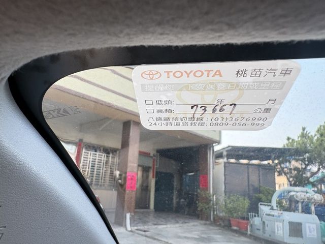 新款.里程保證.循跡防滑.胎壓偵測.日行燈.7安全氣囊.雙色鋁圈.自動收折後視鏡.原版件.  第8張相片