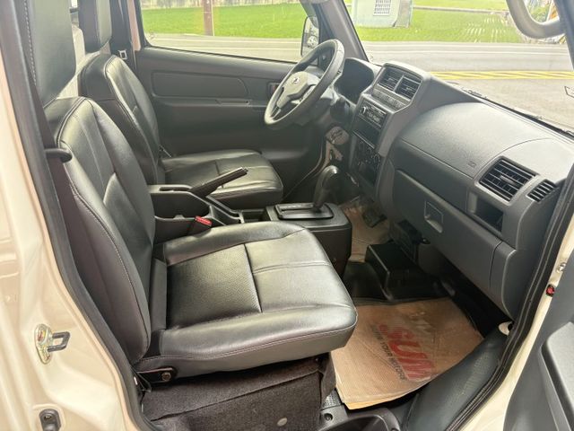 A210.自排.一手車.定速.盲點.原版件.非常漂亮.機會少有.里程保證  第11張相片