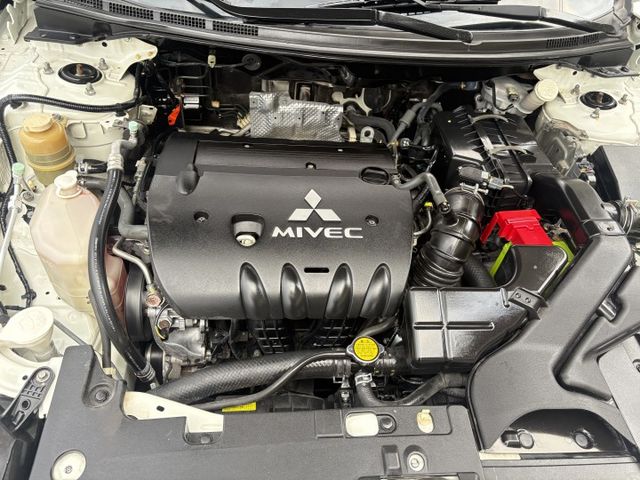 LANCER FORTIS  第18張相片