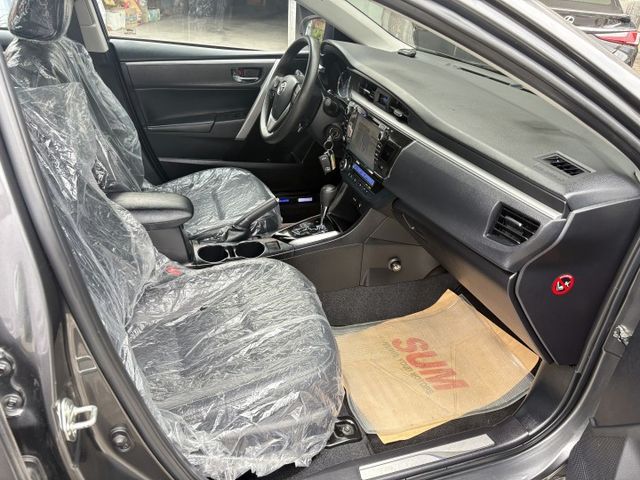 定速.恆溫.數位電視.里程保證.免頭款.車況優  第6張相片