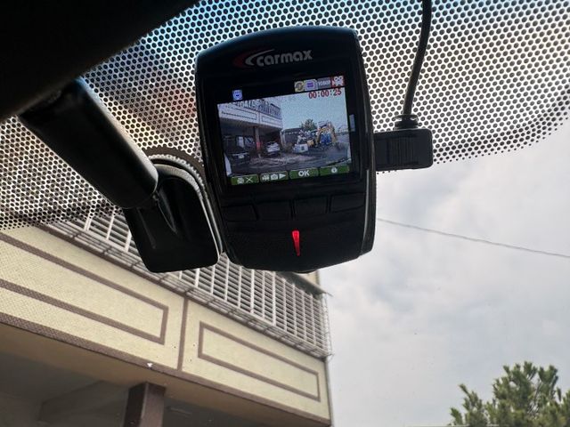 定速.恆溫.數位電視.里程保證.免頭款.車況優  第12張相片