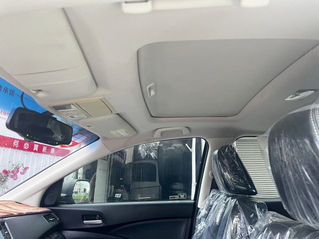 天窗.換檔快撥.防滑.里程保證.全額分期.在地一手車  第11張相片