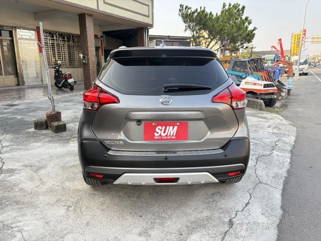 智行頂級版.里程保證.盲點.防滑.6安.車道偏移警示.胎壓.LED頭燈.  第4張相片