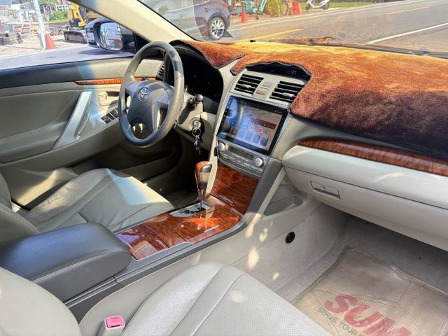 在地一手好車.原版件.里程保證.車況好.內裝漂亮.可分期  第14張相片