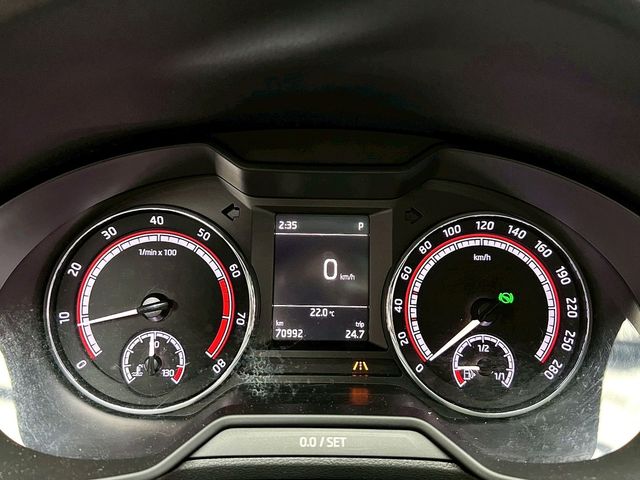 SKODA司科達 OCTAVIA COMBI  第10張相片