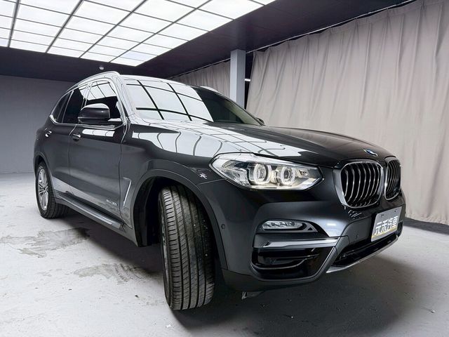 BMW寶馬 X3  第3張相片