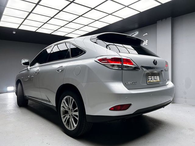 LEXUS凌志 RX450H  第4張相片