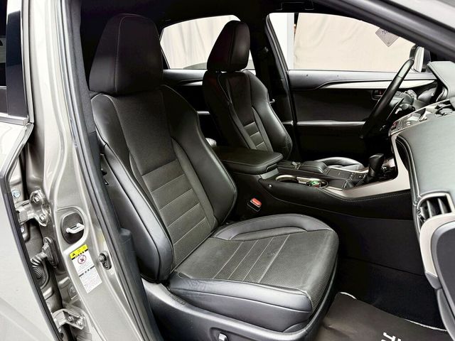 LEXUS凌志 NX300  第12張相片