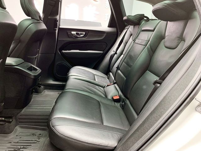 VOLVO富豪 XC60  第13張相片