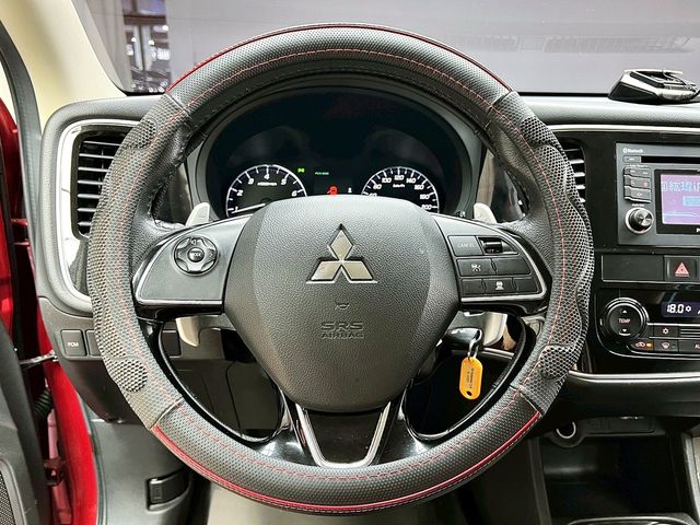 MITSUBISHI三菱 OUTLANDER  第15張相片