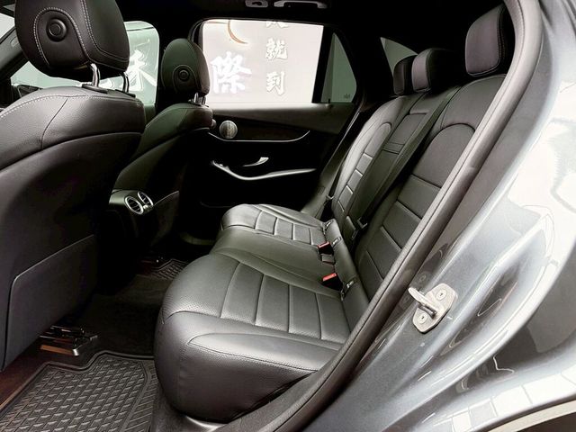 M-BENZ賓士 GLC300  第13張相片