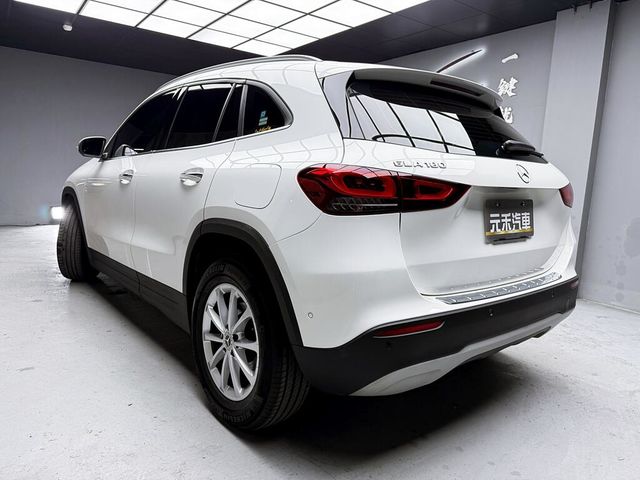 M-BENZ賓士 GLA180  第4張相片