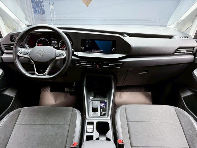 VOLKSWAGEN福斯 CADDY  第9張相片