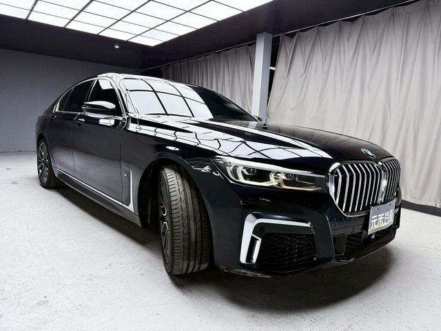 BMW寶馬 740I  第3張相片