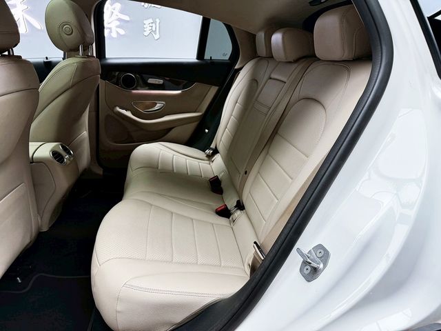 M-BENZ賓士 GLC300  第13張相片
