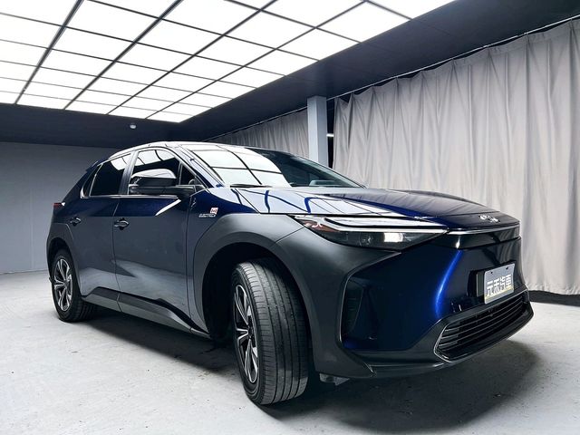 TOYOTA豐田 BZ4X  第3張相片