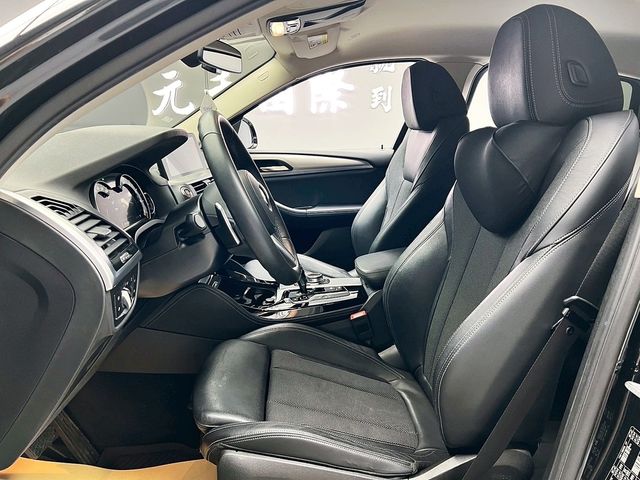 BMW寶馬 X4 XDRIVE20I  第11張相片