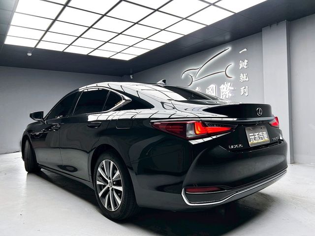 LEXUS凌志 ES200  第4張相片