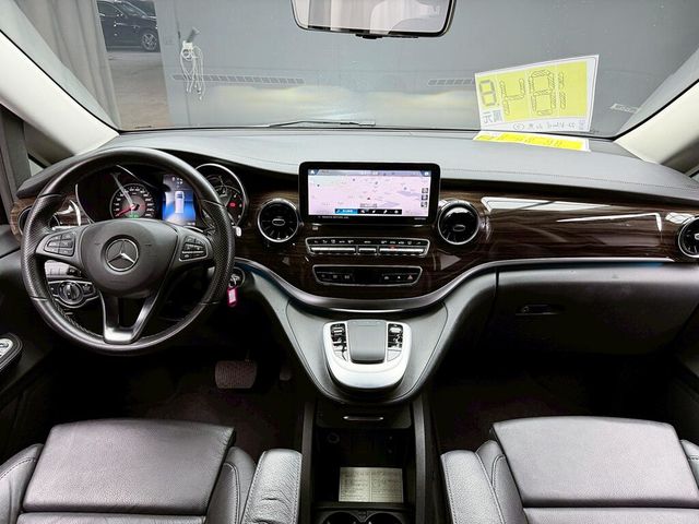 M-BENZ賓士 V300 D  第9張相片