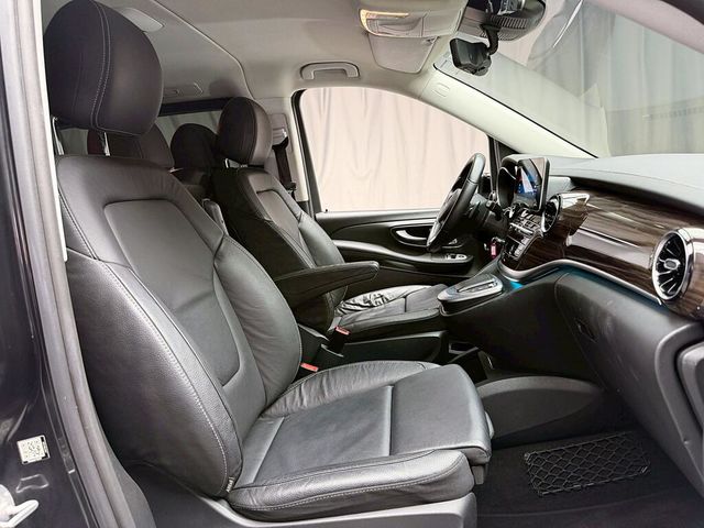 M-BENZ賓士 V300 D  第12張相片