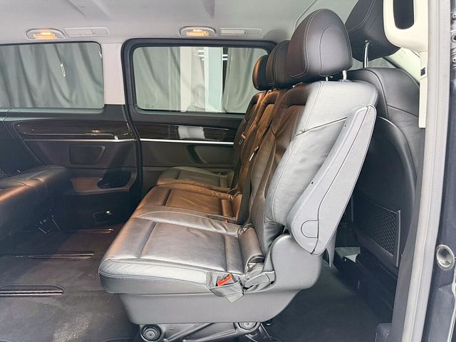 M-BENZ賓士 V300 D  第13張相片