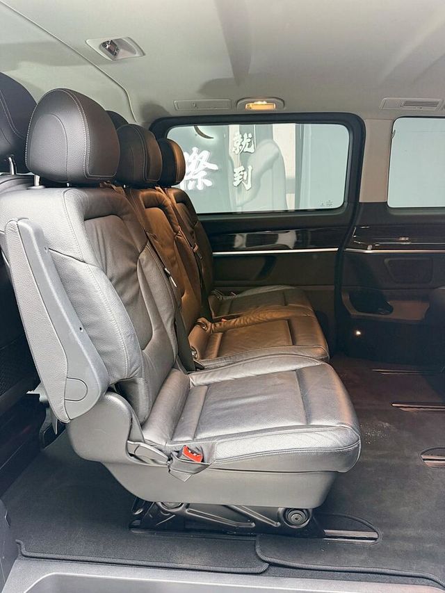 M-BENZ賓士 V300 D  第14張相片