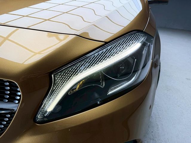 M-BENZ賓士 A180  第7張相片