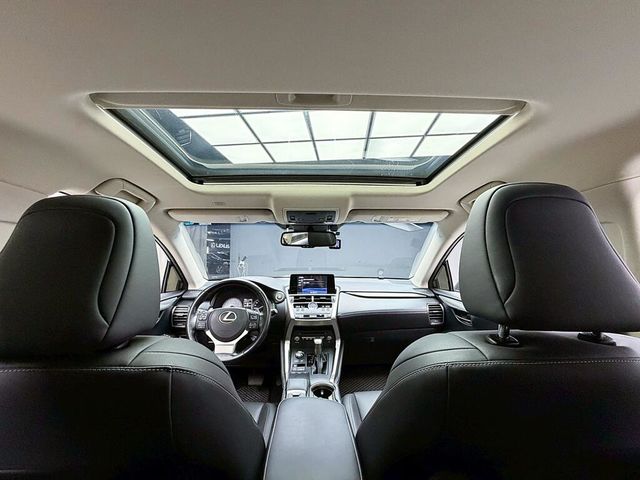 LEXUS凌志 NX200  第9張相片