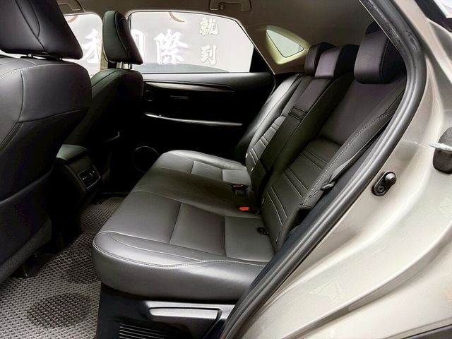LEXUS凌志 NX200  第13張相片