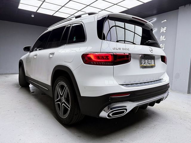 M-BENZ賓士 GLB200  第4張相片