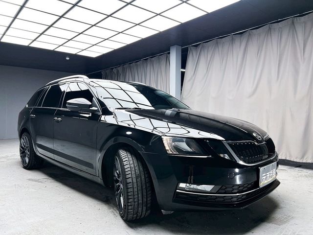 SKODA司科達 OCTAVIA COMBI  第3張相片