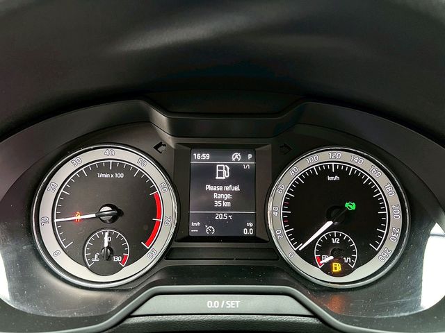 SKODA司科達 OCTAVIA COMBI  第10張相片