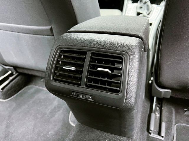 VOLKSWAGEN福斯 GOLF  第17張相片