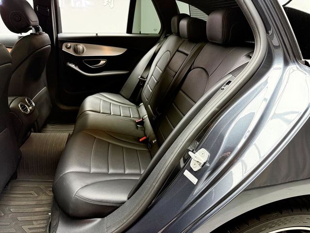 M-BENZ賓士 C250  第13張相片