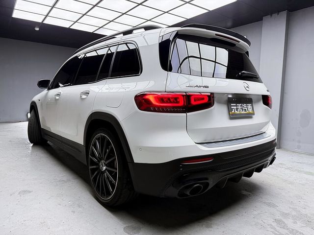 M-BENZ賓士 GLB35 AMG  第4張相片