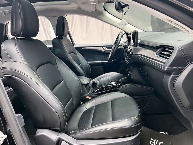 FORD福特 KUGA  第12張相片