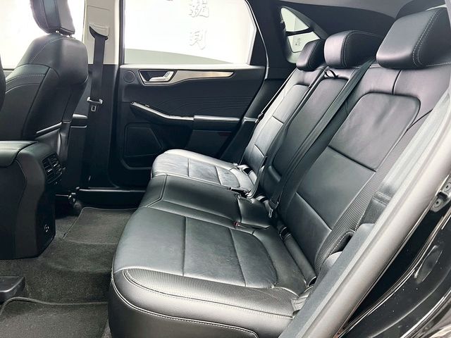 FORD福特 KUGA  第13張相片