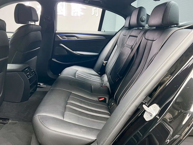 BMW寶馬 530I  第13張相片