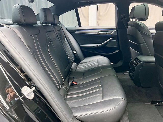 BMW寶馬 530I  第14張相片