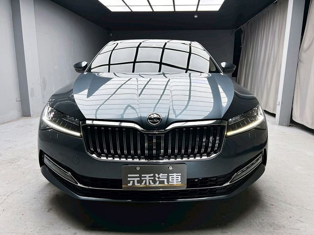 SKODA司科達 SUPERB  第2張相片