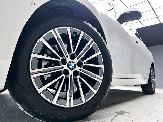 BMW寶馬 220I  第8張相片