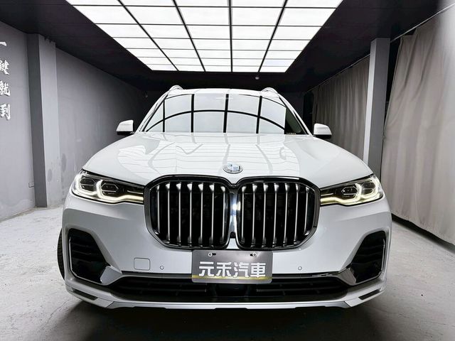 BMW寶馬 X7 XDRIVE40I  第2張相片