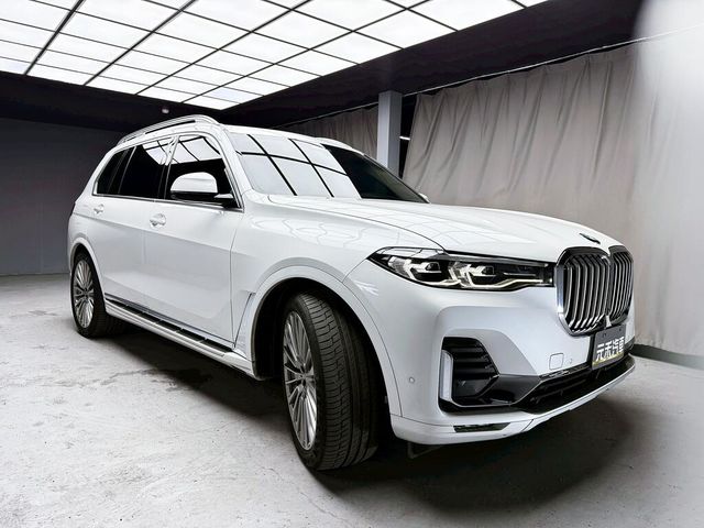 BMW寶馬 X7 XDRIVE40I  第3張相片
